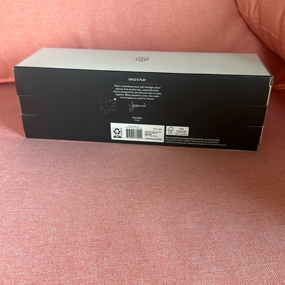 New Hearth & Hand With Magnolia Wood Toy Kids Car Set Holds Figurines - Picture 3 of 4